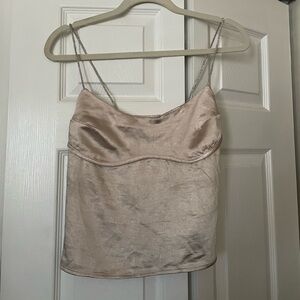 Boutique going out top